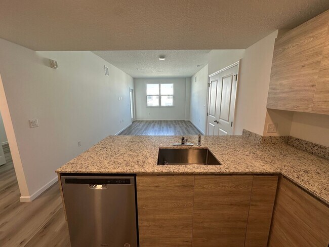 Photo - Beautiful 2 Bedroom, 2 Bathroom Apartment in Prime Orlando Location – 1 Month Free! Unidad 2-311