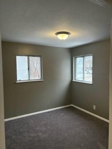 Photo - 521 SE Greystone Ave