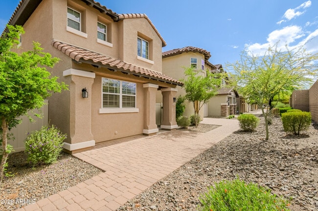 Building Photo - 12460 W Hummingbird Terrace