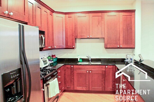 Photo - 3338 N Sheffield Ave Unidad 4