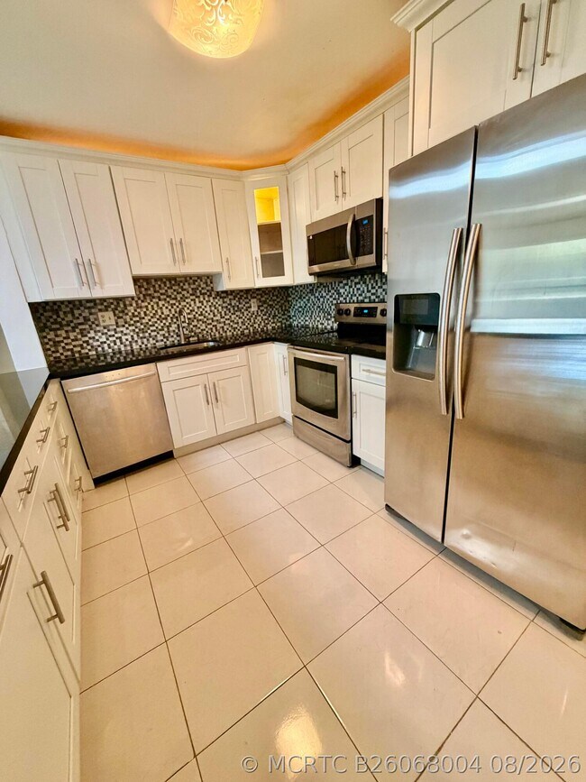 4159 NW 90th Ave Unit 204