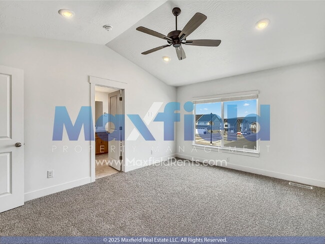 Photo - LEASE SPECIAL $100 OFF (First 3 Months) Town House 3BD 2.5BTH 2GAR - SPANISH FORK
