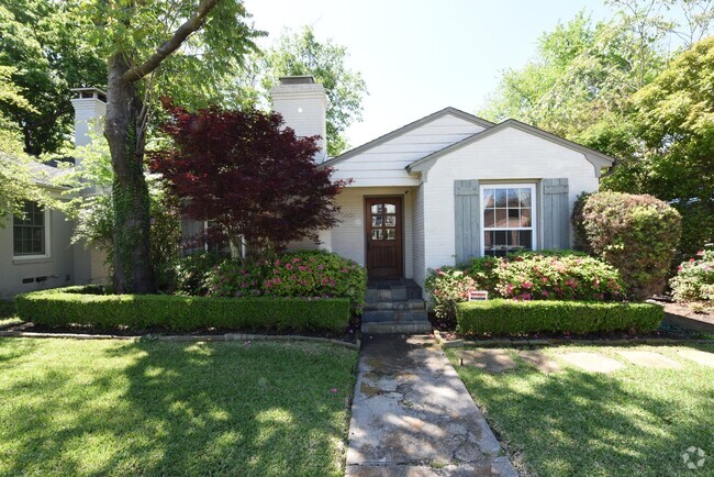 Building Photo - Walk to Inwood Village! Charming 3 bed 3 b... Rental
