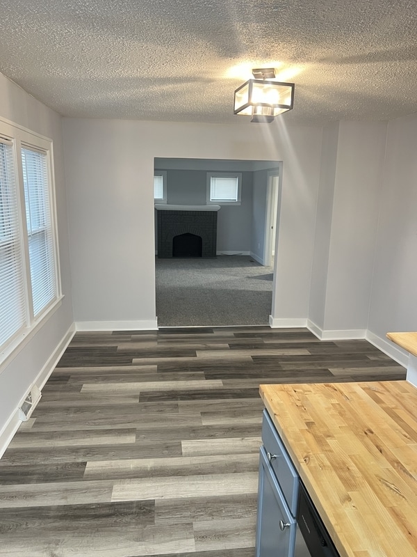 Photo - 987 Montie Rd