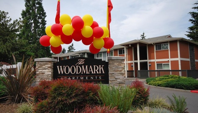 The Woodmark - The Woodmark Apartments