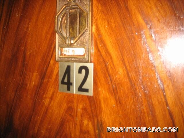 Photo - 2045 Commonwealth Ave Unidad 42