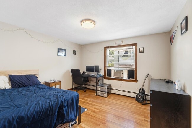 Photo - 57 Newbury St Unit 2