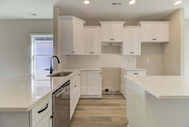 Photo - 1617 Grey Cliff Run