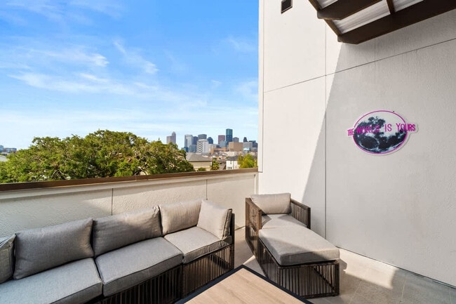 Photo - 2103 McGowen St Unit ID1244937P