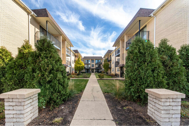 Photo - 6565 N Harlem Ave Condo Unit 3N