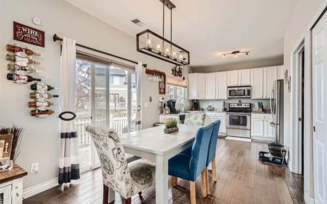 Photo - 13890 Madison St