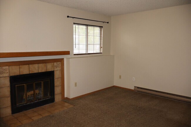Photo - Spacious 2BR/2BA Condo Steps from Campus