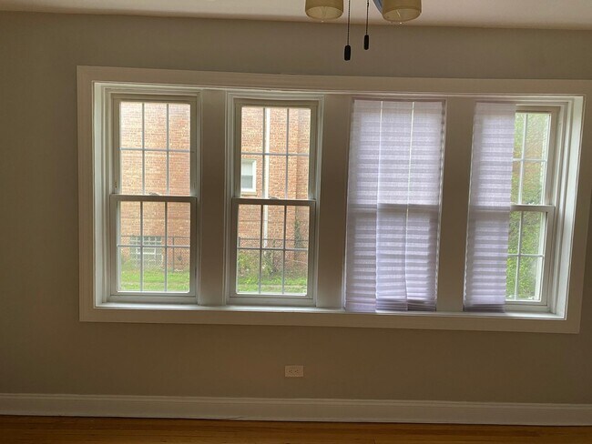 Photo - 7822 S Kingston Ave Unit 1