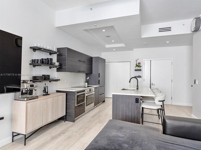 Photo - 55 SW 9th St Unit 4309