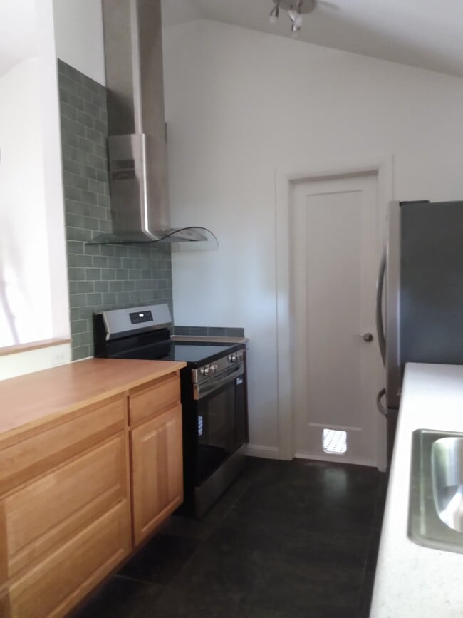 Photo - 5736 Orchard Ln