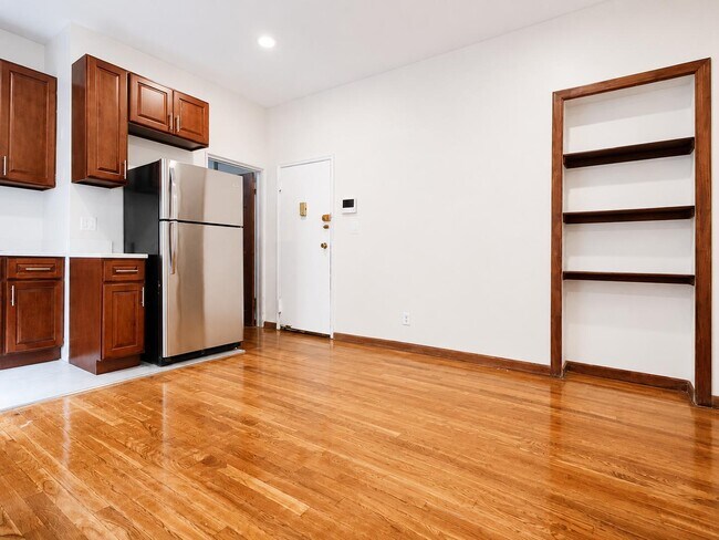 Photo - 240 W 104th St Unit 6E