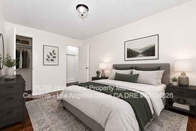 Photo - 4615 168th St