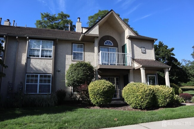 Building Photo - 1306 Commons at Kingswood Dr Rental