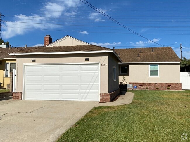 Building Photo - El Segundo Executive Single Family Home - ...