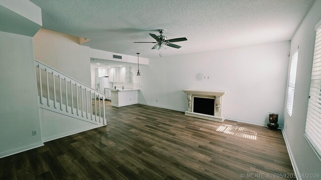 Photo - 2868 W Community Dr