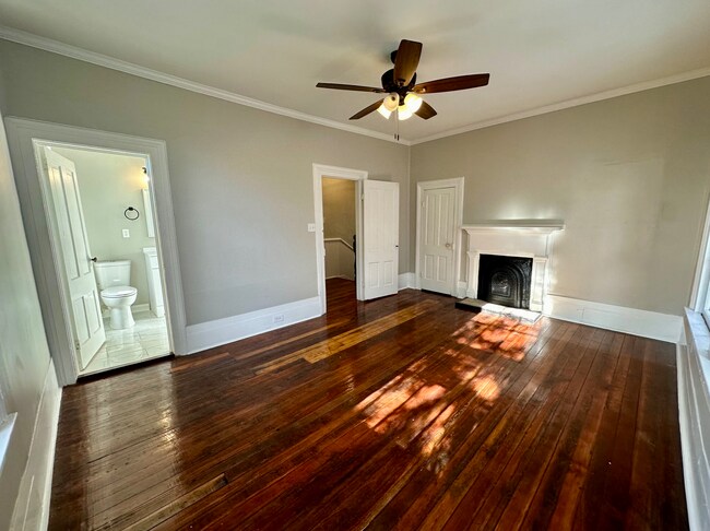 Photo - 930 Spring St Unit B