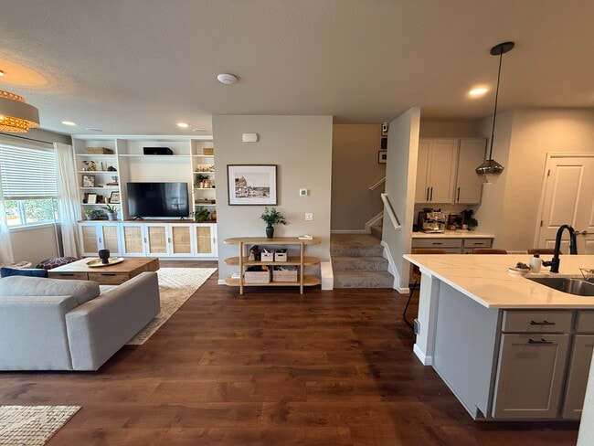 Photo - 605 Stonebridge Dr