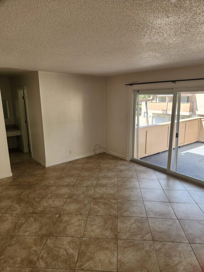 Photo - 834 NW 82nd Ave