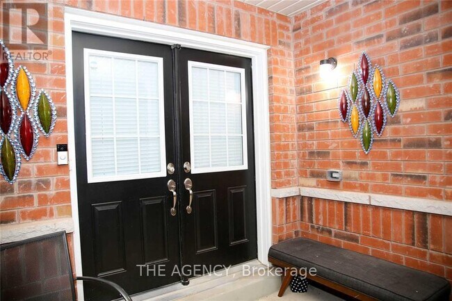 Photo - 647 Mockridge Terrace