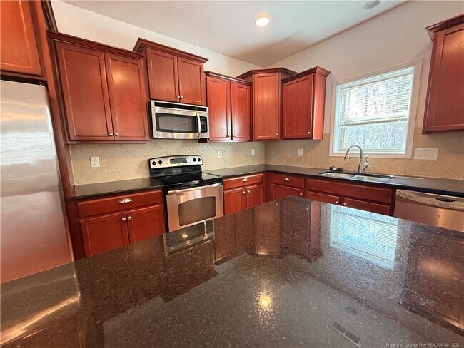 Photo - 128 Tun Tavern Dr