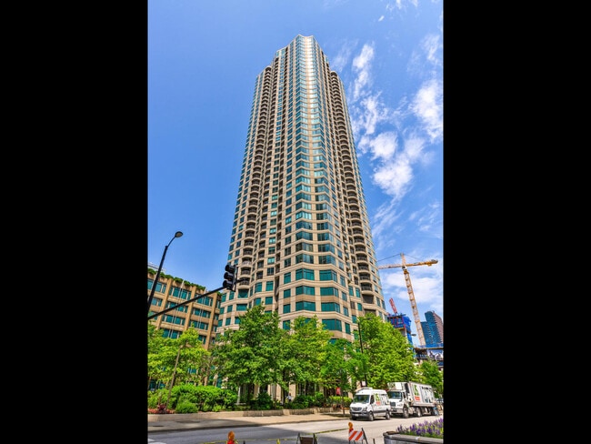 Photo - 400 N La Salle Dr Condo Unit 1905