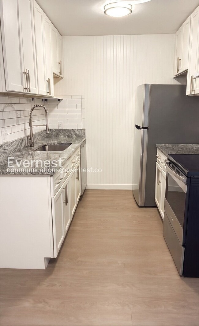 Photo - 2 Bed/1 Bath Condo with Off-Street Parking / Available Now! Unit A129