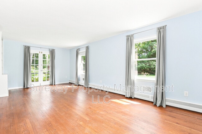 957 Cherry Hill Rd