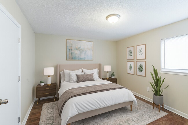 Photo - Beverly Springs