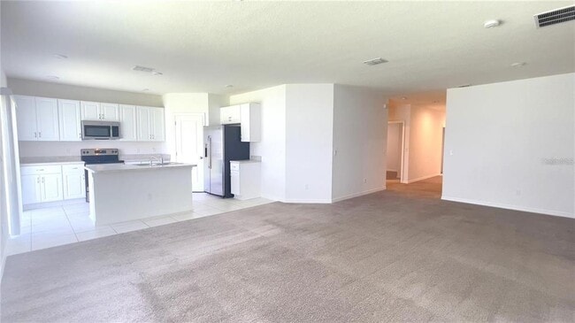 Photo - 3959 Fescue St