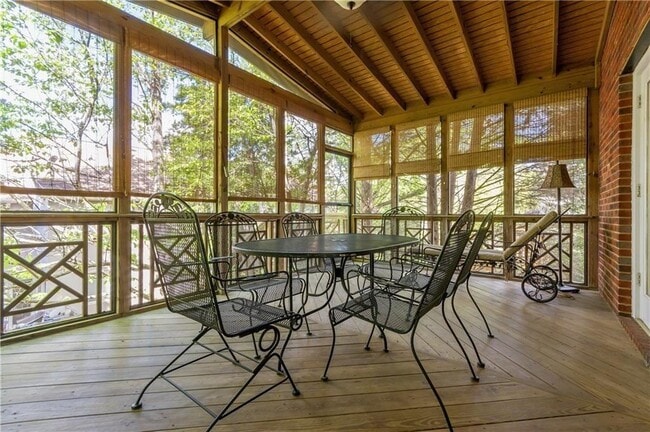 Photo - 2242 Lenox Walk NE