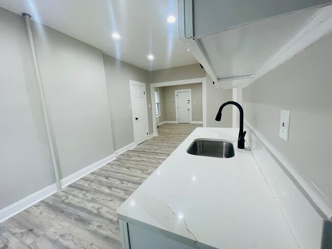 Photo - 289 Elmwood Ave