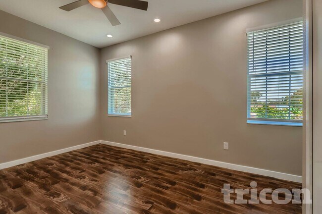 Photo - 8118 N Coolidge Ave