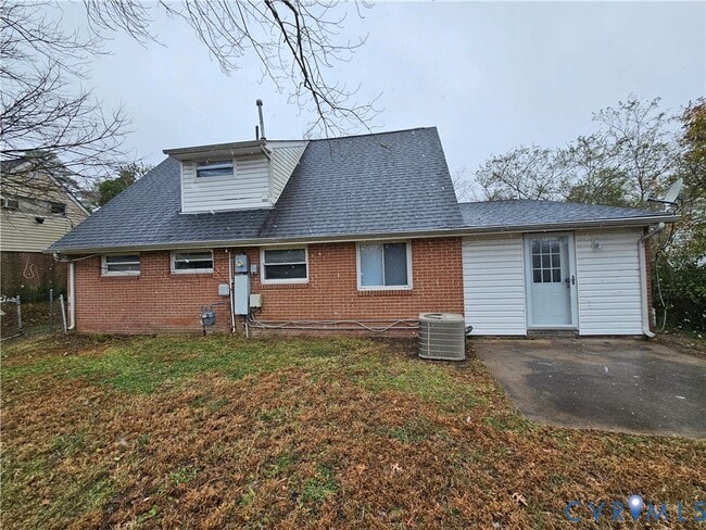 Photo - 1313 Wembly Rd