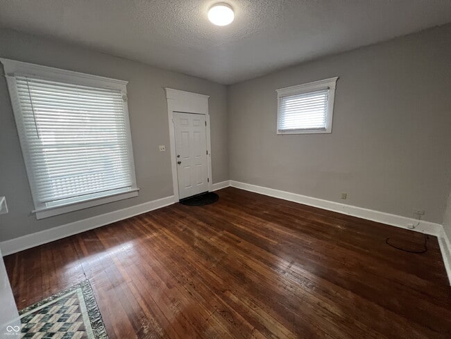Photo - 826 N Beville Ave