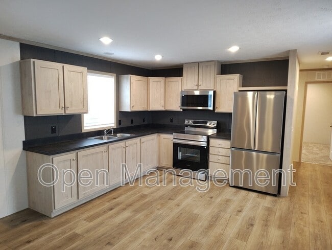 Photo - 24 Erin Ln