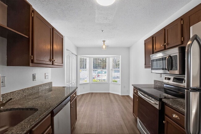 Photo - 45249 Woodstown Way