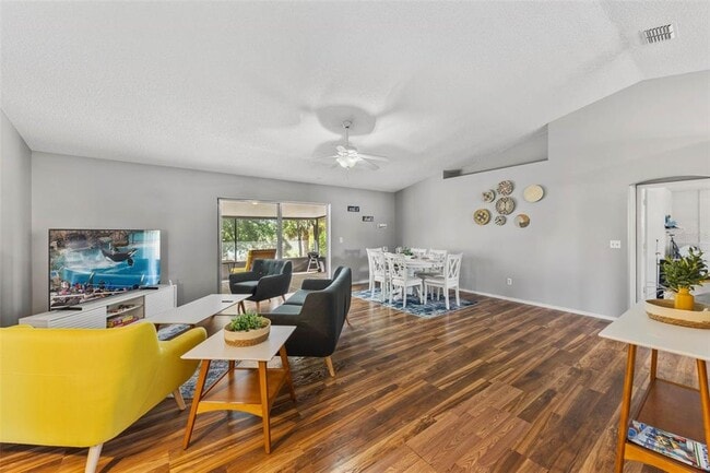 Photo - 7694 Indian Ridge Trail S