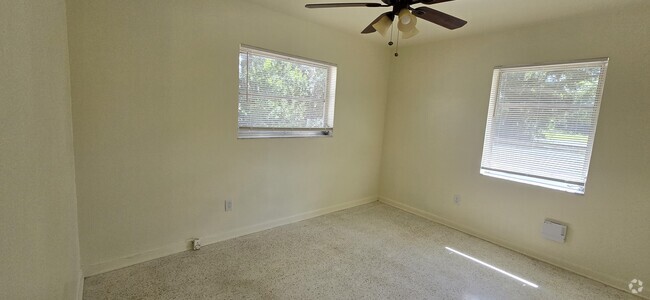 Building Photo - Sunbird Ln Rental