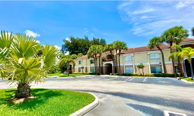 Building Photo - YOYA 2 LLC Unit 815 W Boyton Beach Blvd  8-102