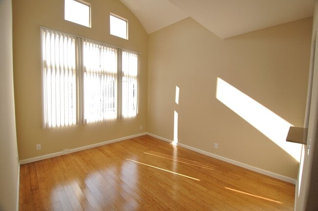 Photo - 425 N Alvarado St Unidad 108