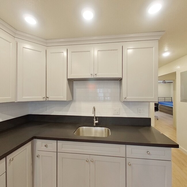 Photo - 2437 Piedmont Ave Unidad 307