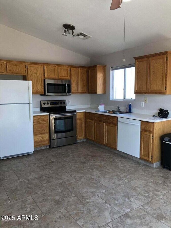 Photo - 14283 S Tampico Rd