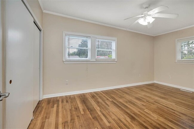 Photo - 2908 Mimosa Rd