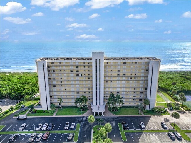 Photo - 3200 N Hwy A1A Unidad 805