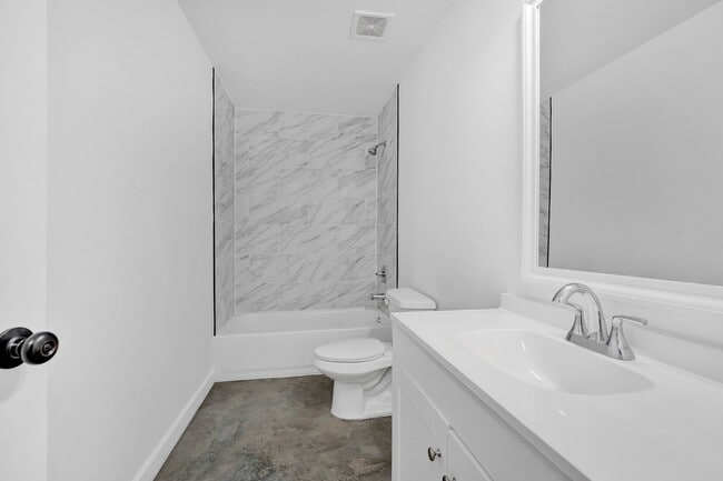 Photo - 1408 Kyle St